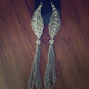 NWT silver dangle rhinestone earrings